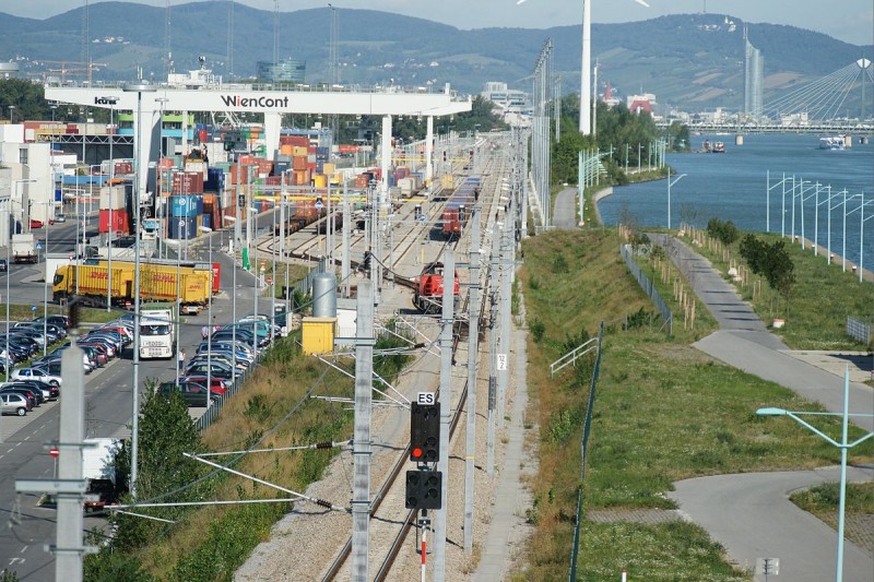 Wien Freudenau Hafen Bf 01 wikimedia commons